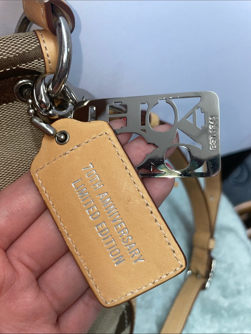 Coach ‘Willis’ 70th Anniversary Crossbody - Picture 3 of 16